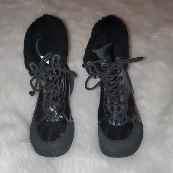 UGG S. 5 Black Leather & Blue Glitter Sides - Picture 3 of 16